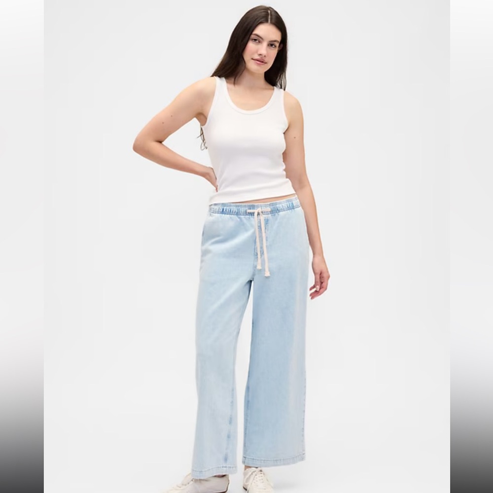 Gap High Rise Pull-On Wide Leg Jean